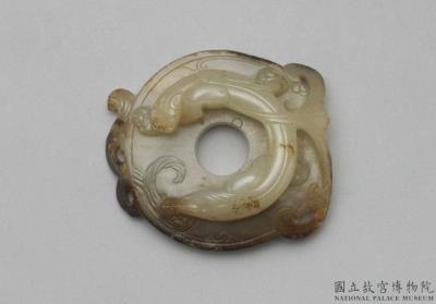 图片[2]-Jade ornament with beast pattern, early to mid-Western Han dynasty, 206-74 BCE-China Archive